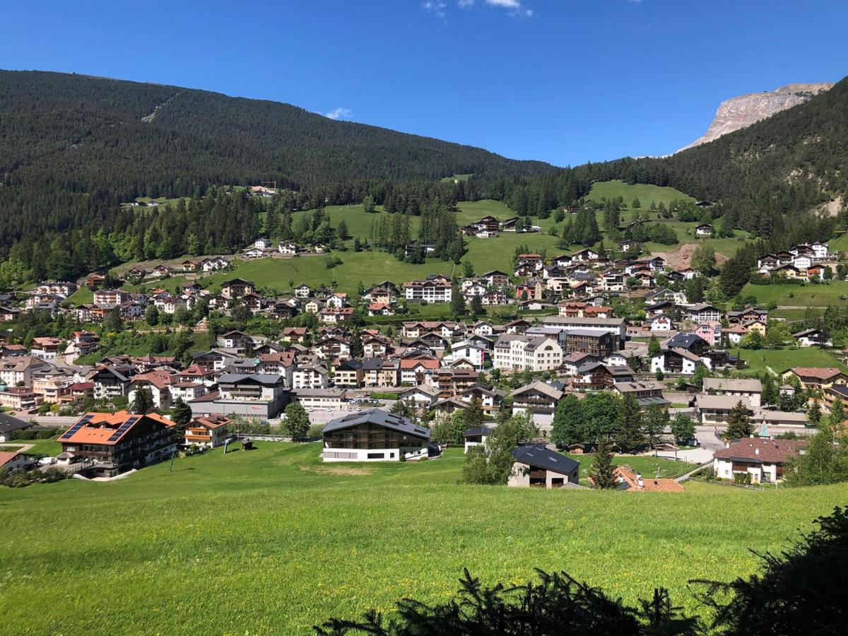 Apartments Montblanc Sella Ortisei Eksteriør billede