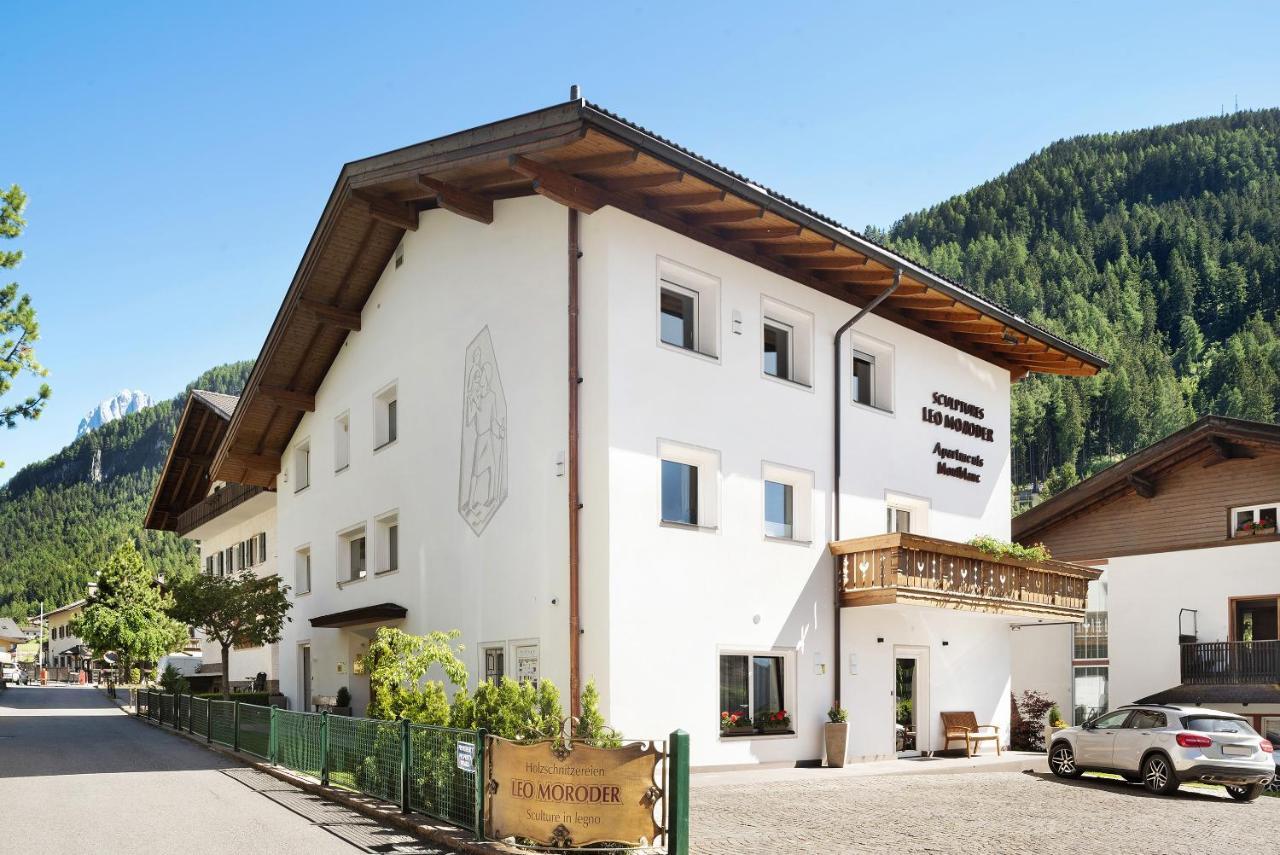 Apartments Montblanc Sella Ortisei Eksteriør billede